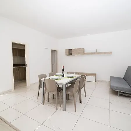 Corso Italia Exclusive - Center - Parking - Click Salento Apartment *